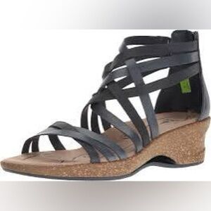Ahnu ‘Trolley’ Sandals